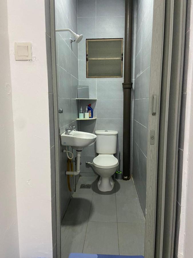 Hs Homestay Cenderawasih Kuantan Town Exterior foto